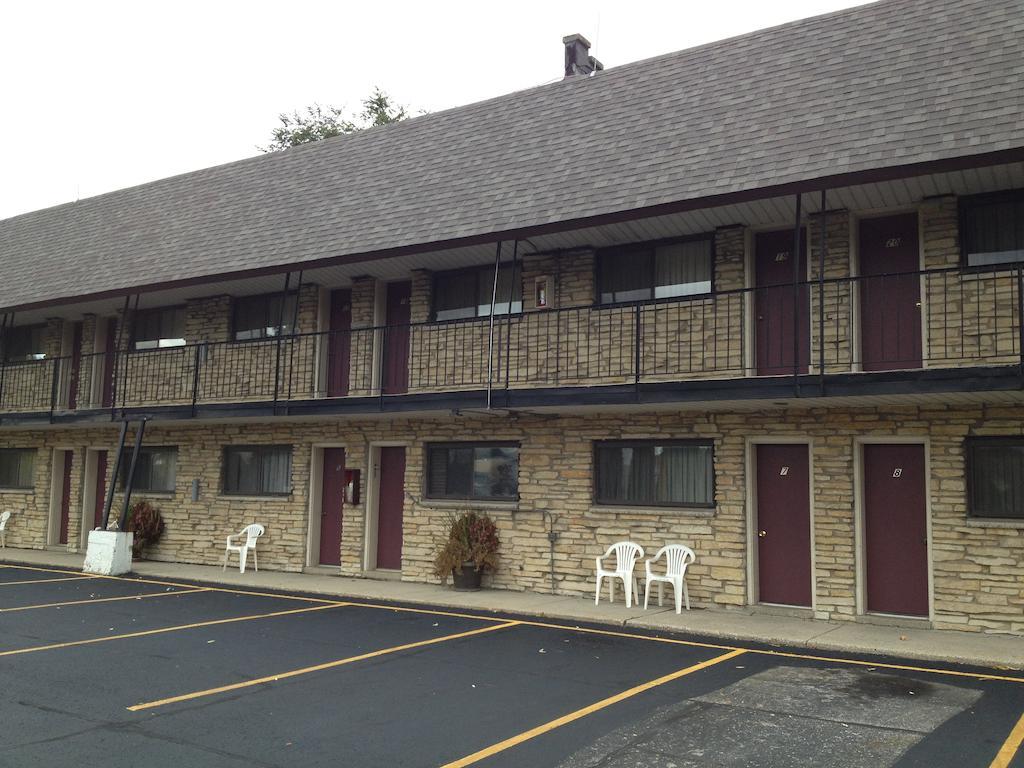 Embassy Motel - Franklin Franklin  Exterior photo